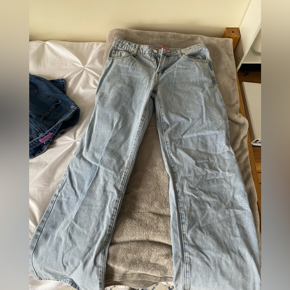 Low Waisted Ediked Jeans